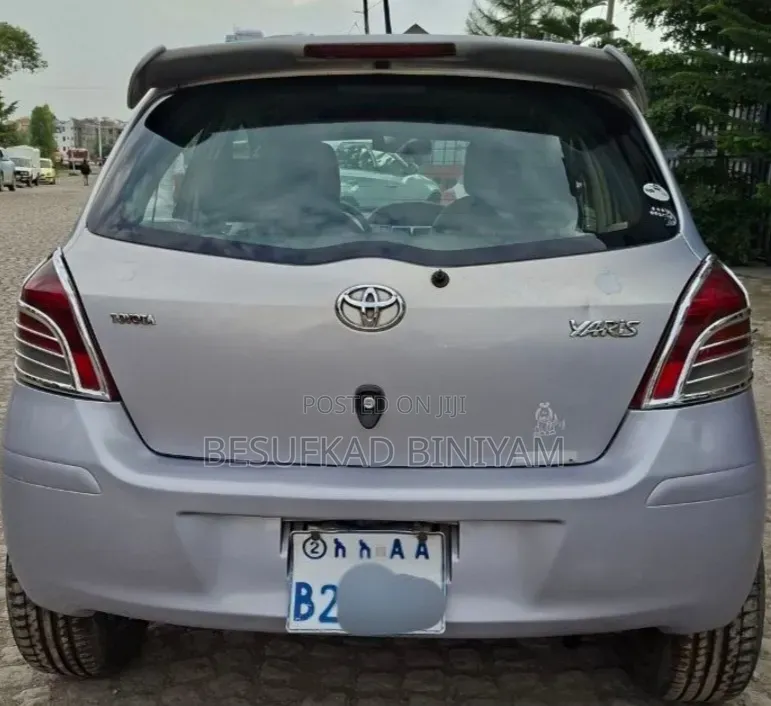 Toyota Yaris 2008 Silver