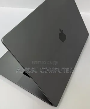 New Laptop Apple MacBook Pro 2019 16GB Apple M1 SSD 1T