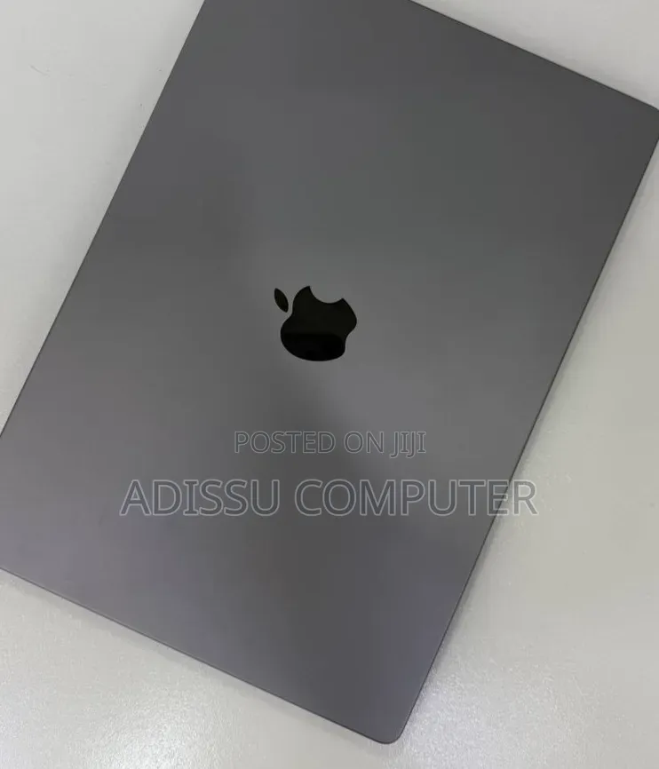 New Laptop Apple MacBook Pro 2019 16GB Apple M1 SSD 1T