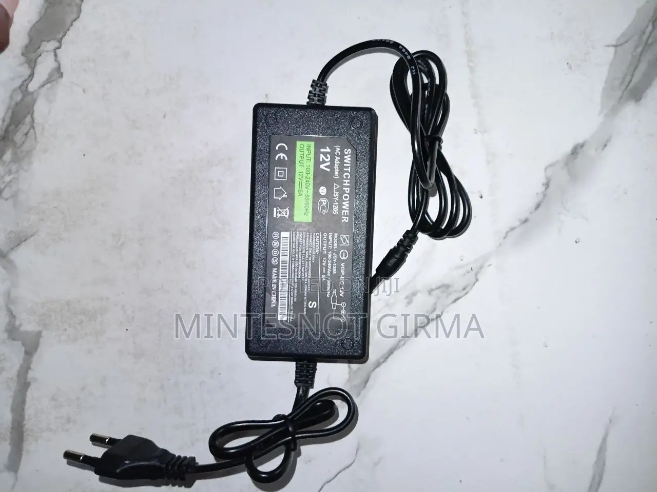 Adapter DC to AC For