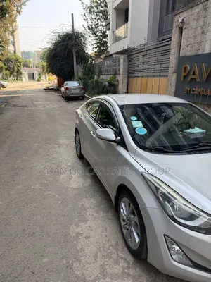 Hyundai Elantra 2015 Beige