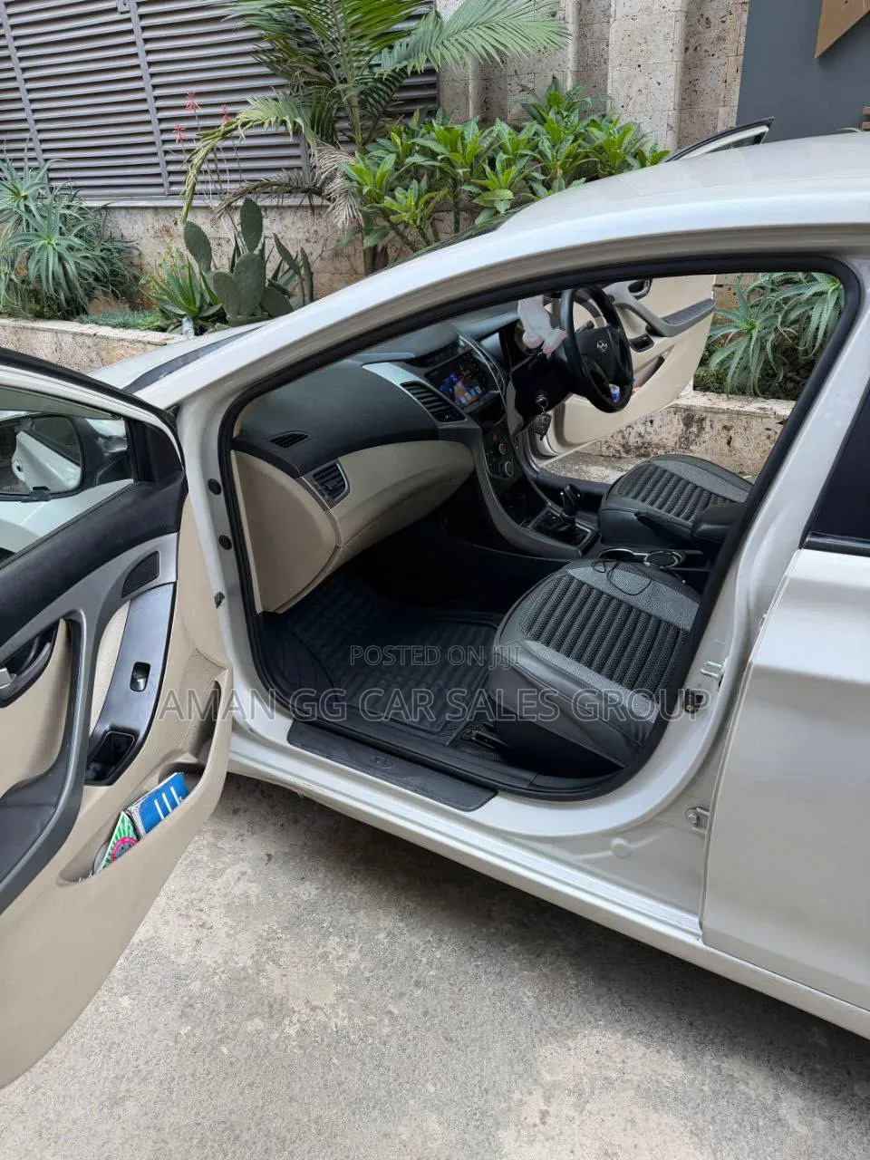 Hyundai Elantra 2015 Beige