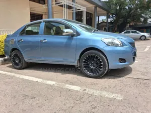 Toyota Yaris 2011 Blue