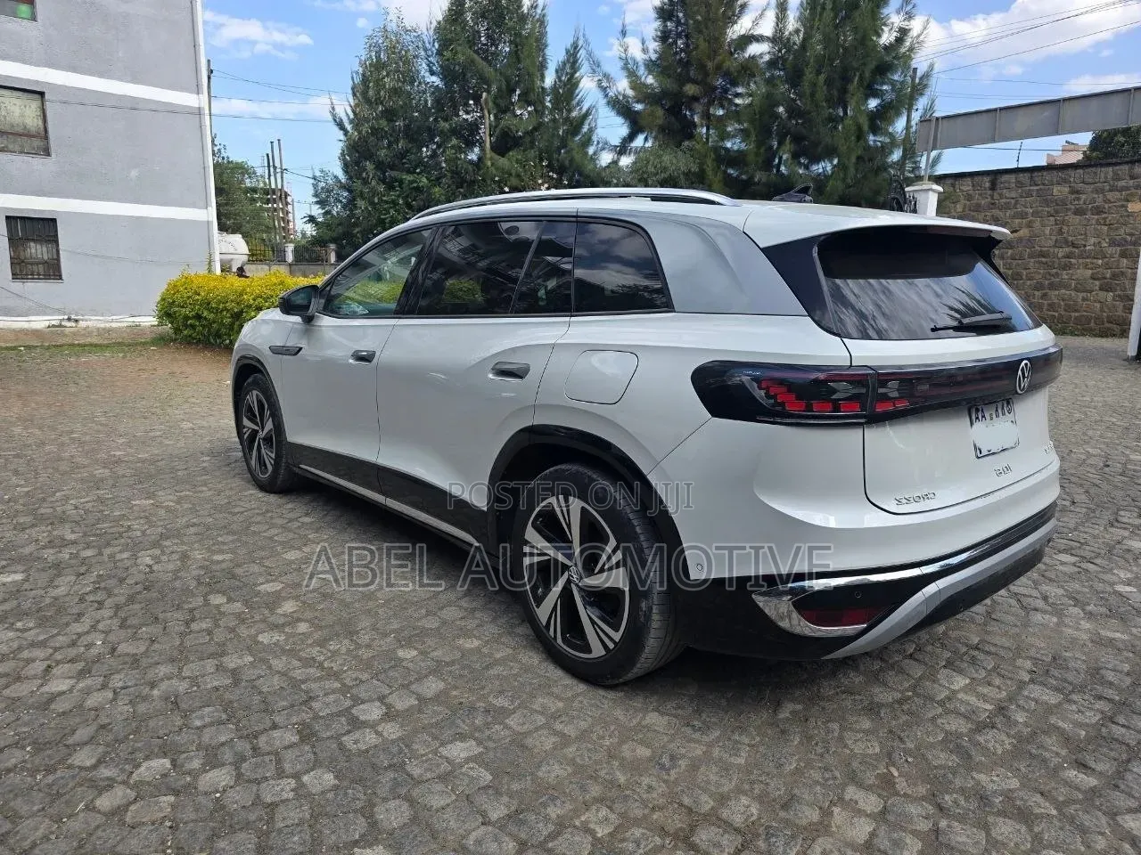 Volkswagen ID.6 2024 White