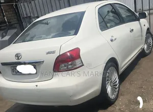 Toyota Yaris 1.3 VVT-i 2008 White