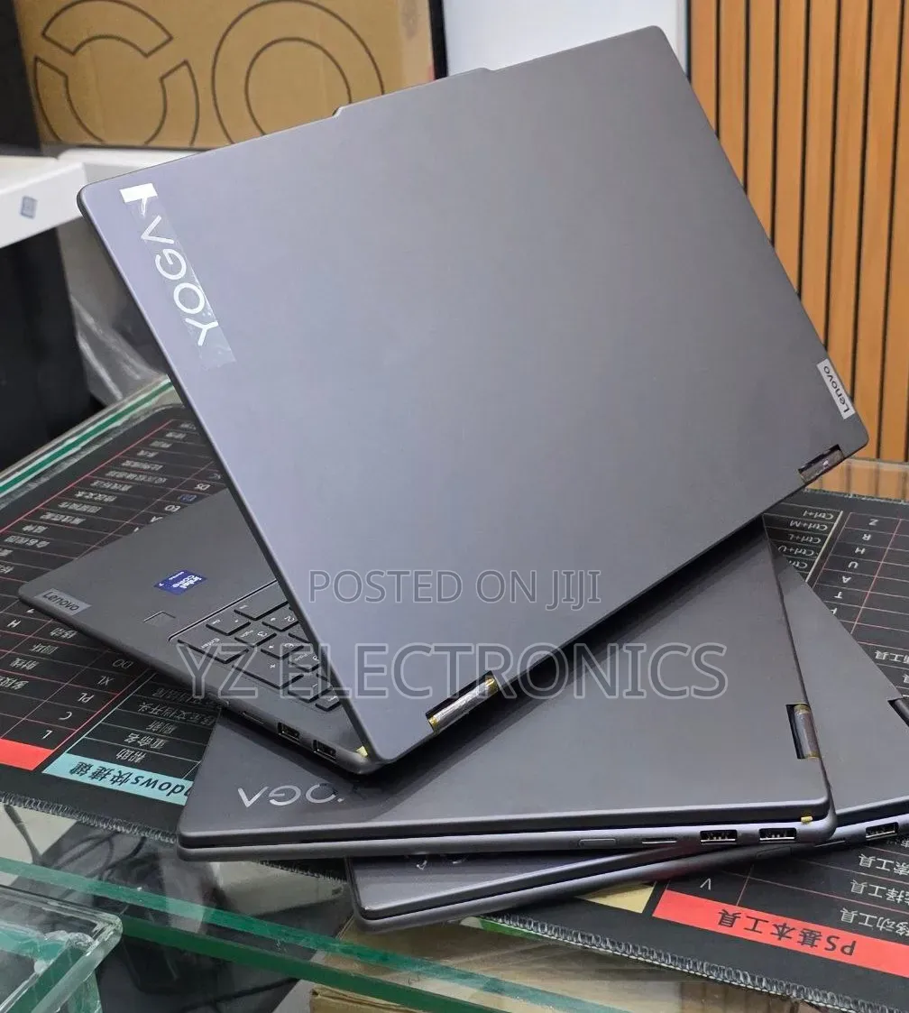 New Laptop Lenovo ThinkPad Yoga 16GB Intel Core Ultra 7 SSD 512GB
