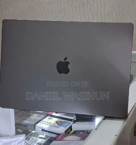 New Laptop Apple MacBook Pro 2021 M1 Max 32GB Apple M1 Max SSD 1T