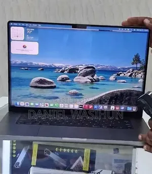 New Laptop Apple MacBook Pro 2021 M1 Max 32GB Apple M1 Max SSD 1T