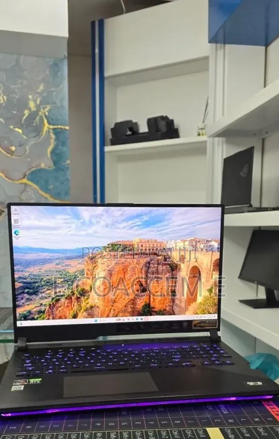 New Laptop Asus 32GB AMD Ryzen 9 SSD 1T