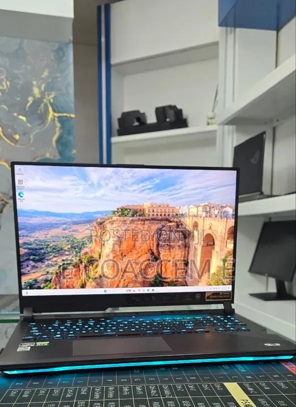 New Laptop Asus 32GB AMD Ryzen 9 SSD 1T