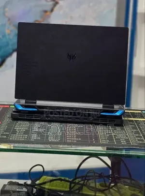 New Laptop Acer Predator Helios 16 16GB Intel Core i7 SSD 512GB