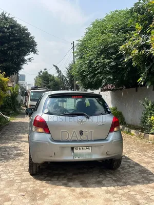 Toyota Yaris 2009 Silver
