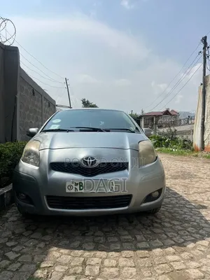 Toyota Yaris 2009 Silver