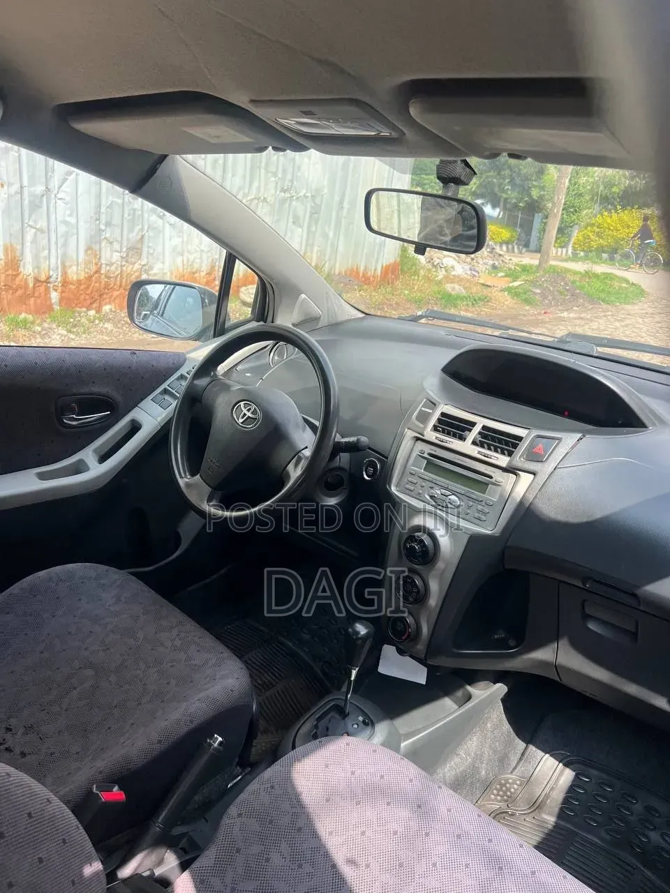 Toyota Yaris 2009 Silver