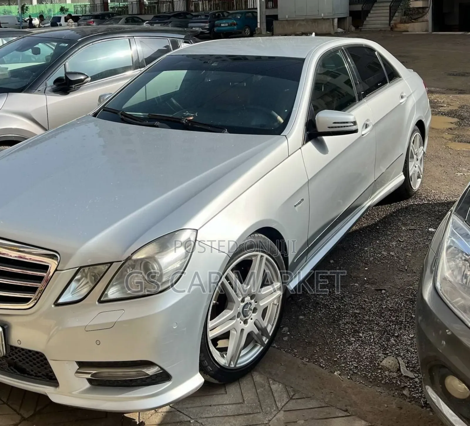 Mercedes-Benz E200 2014 Silver