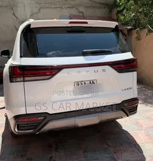 Lexus LX 2023 White