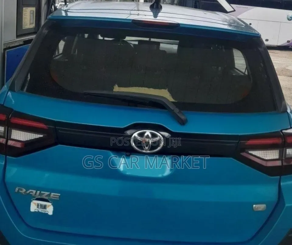 Toyota Raize 2022 Blue