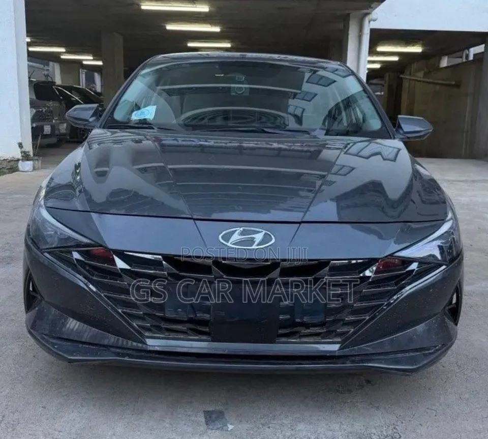 Hyundai Avante 2021 Teal