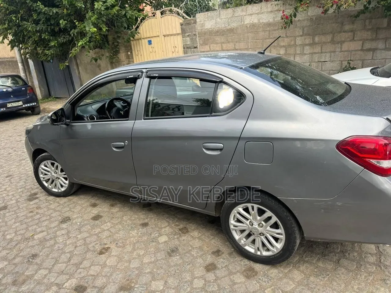 Mitsubishi Attrage 2020 Gray