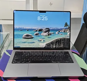 New Laptop Apple MacBook Pro 2023 M3 8GB Apple M3 SSD 512GB