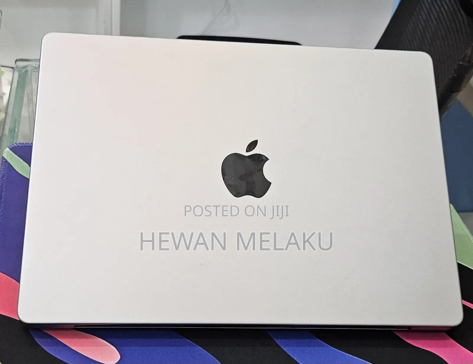 New Laptop Apple MacBook Pro 2023 M3 8GB Apple M3 SSD 512GB