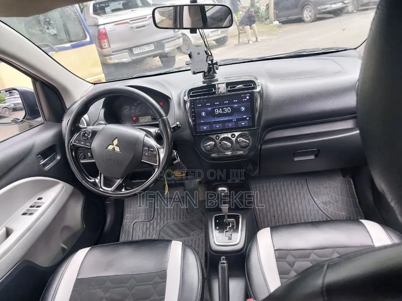 Mitsubishi Attrage 2022 Gray