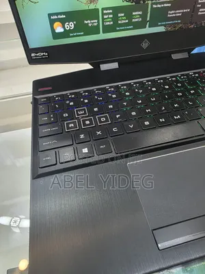 New Laptop HP Omen 15-dh002nr 16GB Intel Core i7 SSD 1T