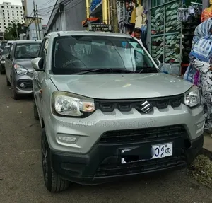 Suzuki S-Presso 2022 Silver