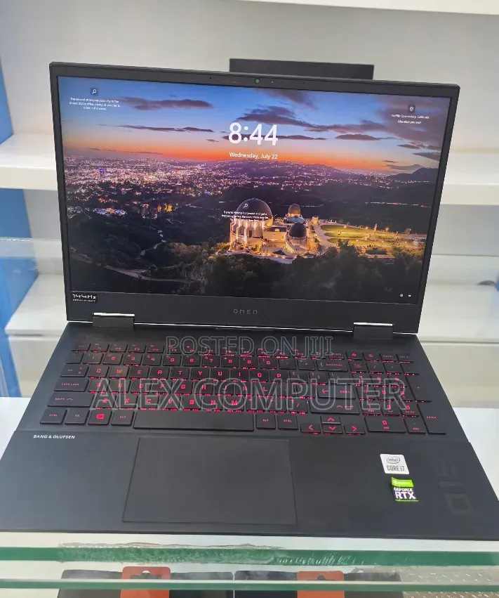 New Laptop HP Omen 15 16GB Intel Core i7 SSD 512GB
