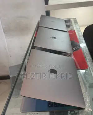 New Laptop Apple MacBook Air 2020 M1 8GB Apple M3 Max SSD 256GB