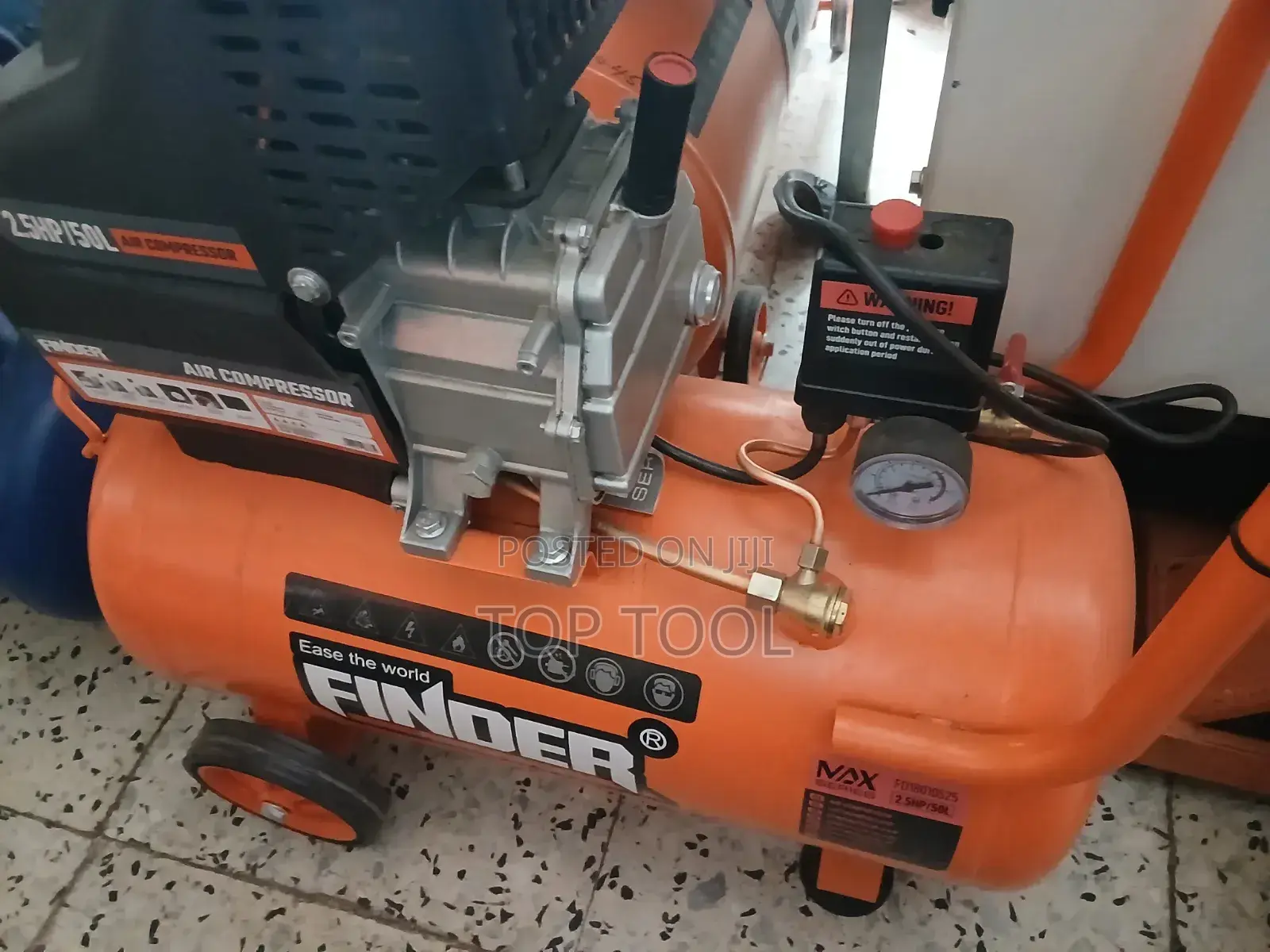 ,Highlighted Image Shows a Finder Max FD Air Compressor.