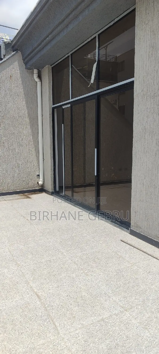 7bdrm House in G+2 House, Bole for rent