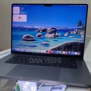 New Laptop Apple MacBook Pro 32GB Apple M1 Max SSD 1T