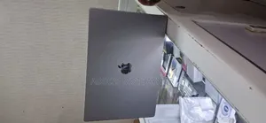 New Laptop Apple MacBook Pro 2021 M1 32GB Apple M1 Pro SSD 1T