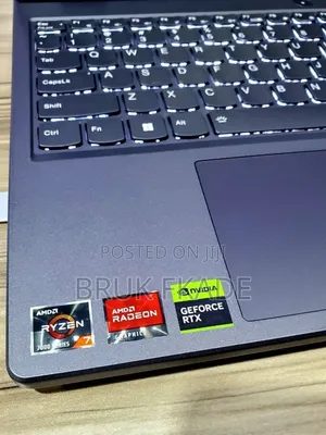 New Laptop Lenovo Legion 5 16GB AMD Ryzen 7 SSD 512GB