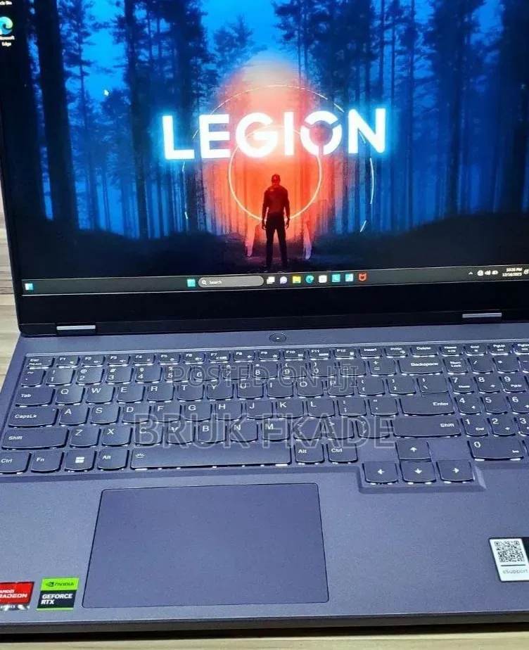New Laptop Lenovo Legion 5 16GB AMD Ryzen 7 SSD 512GB