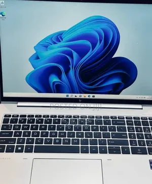 New Laptop HP EliteBook 640 G10 32GB Intel Core i7 SSD 1T