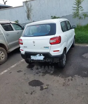 Suzuki S-Presso 2021 White