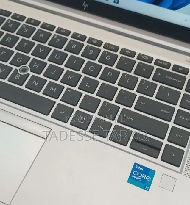 New Laptop HP EliteBook 840 G8 16GB Intel Core i5 SSD 512GB