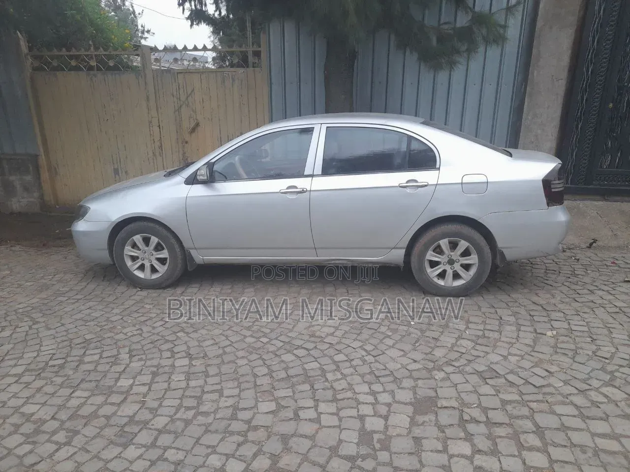 Lifan Abay 2012 Silver