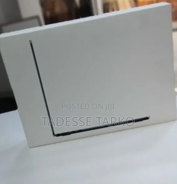 New Laptop Apple MacBook Air 2026 M5 16GB Apple M5 SSD 512GB
