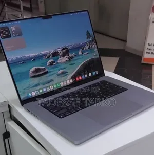 New Laptop Apple MacBook Pro 2021 M1 32GB Apple M1 Pro SSD 1T