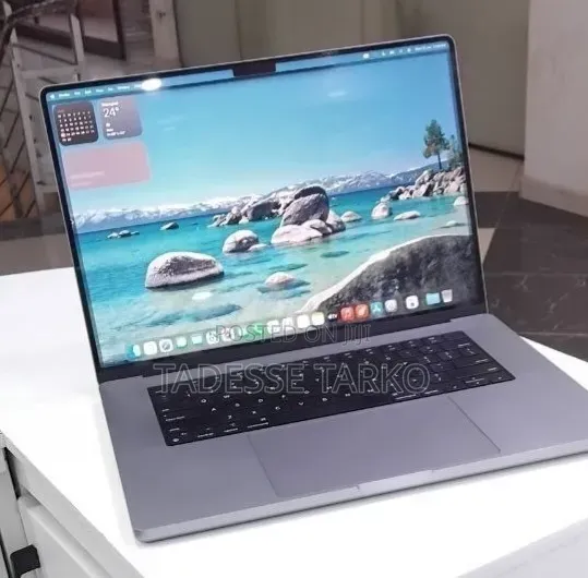 New Laptop Apple MacBook Pro 2021 M1 32GB Apple M1 Pro SSD 1T