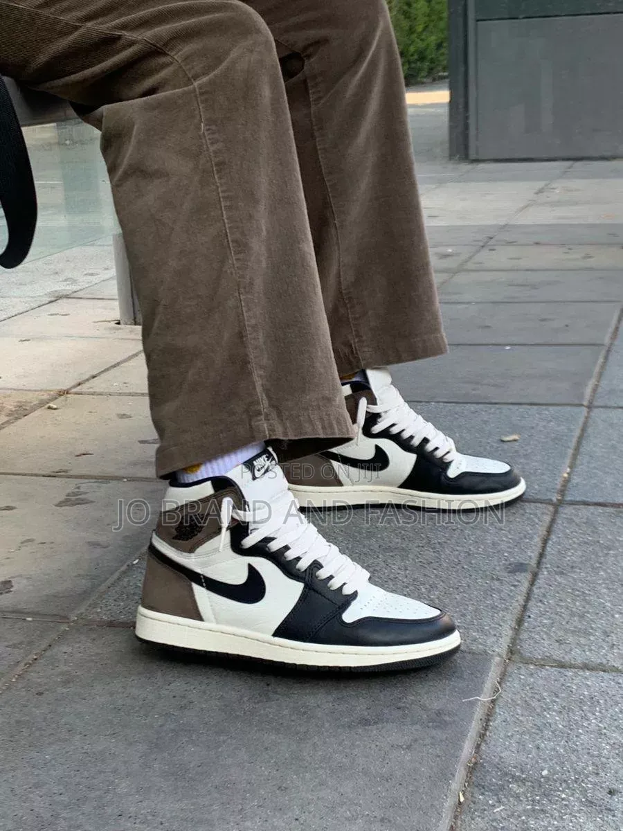 Air Jordan 1 High Dark Mocha Grey Brown