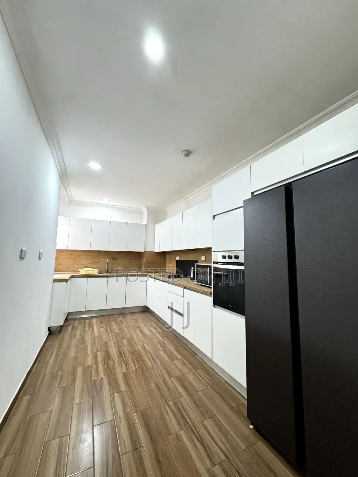Furnished 3bdrm Apartment in Bole for rent