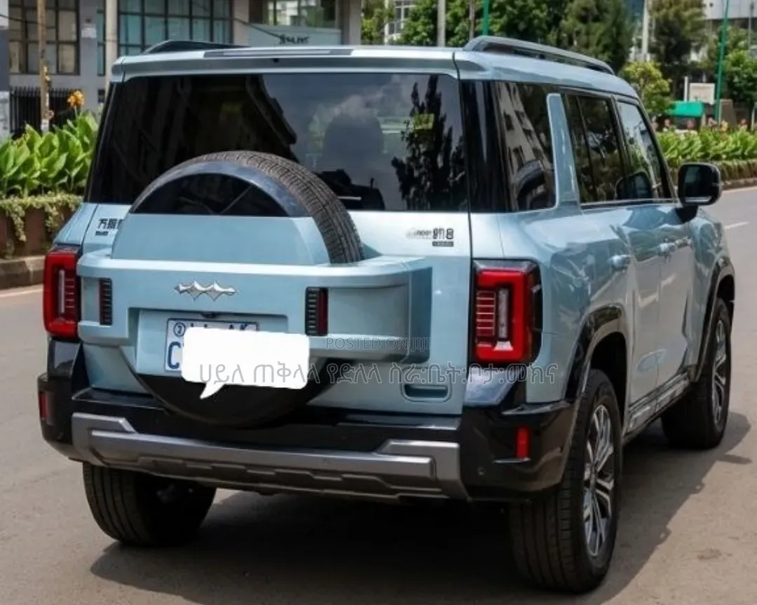 BYD Leopard 8 2.0 Hybrid AWD 2025 Blue