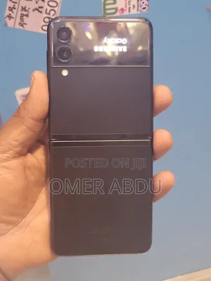 New Samsung Galaxy Z Flip 3 128 GB Black