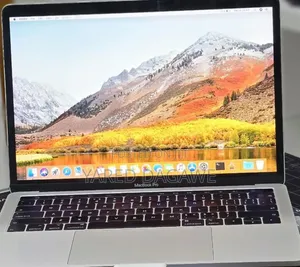New Laptop Apple MacBook Pro 2019 16GB Intel Core i7 SSD 256GB
