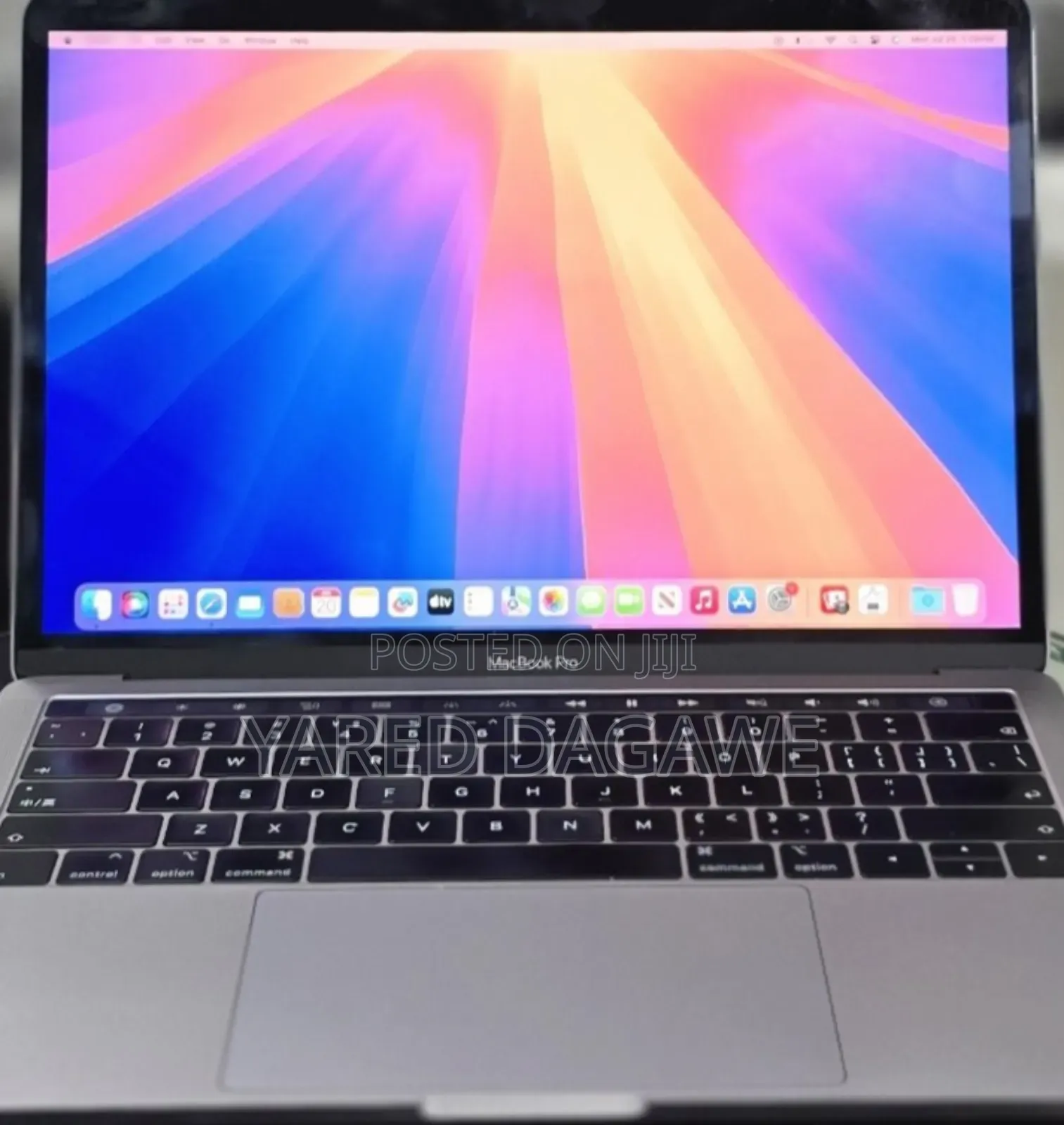 New Laptop Apple MacBook Pro 2019 16GB Intel Core i7 SSD 256GB