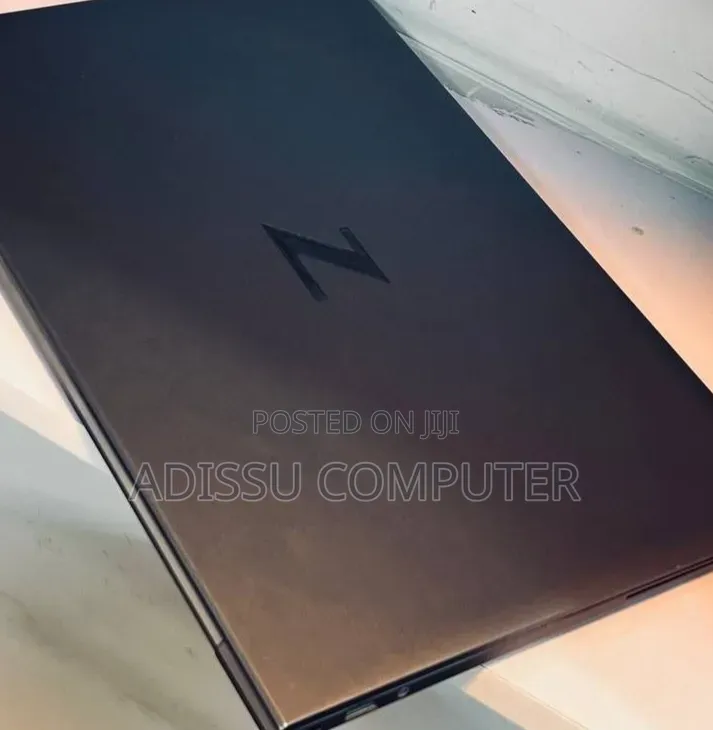 New Laptop HP 32GB Intel Core i7 SSD 512GB